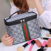 2020 new large capacity cosmetic bag ins Wind Super fire portable storage bag cute female portable Japanese Korean soft