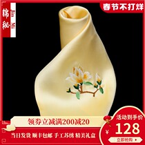 Suzhou silk embroidered handkerchief small square silk handkerchief silk silk embroidered handkerchief ladies carry Suzhou embroidered handkerchief
