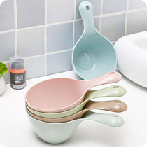 Plastic thickened water scoop Kitchen water scoop water scoop Baby shampoo cup Baby children bath bath scoop water scoop