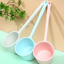 * Flush toilet water and powder plastic rafting for long stalk plastic rafting and watering flowers and bathing water scoops