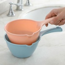 Baby baby bath bath water spoon sprinkler scoop cup children shampoo PP long handle water ladle kitchen dish washing spoon