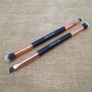 双头刷烟熏刷眼影刷眉刷外单尾货烟熏妆眼睑刷鼻影刷晕染刷化妆刷