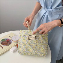 Summer Fresh Crus Cotton Fabric Makeup Bag Zipped Travel Containing Bag Large Capacity Mobile Phone Bag Zero Money Bag Buy Food Bag