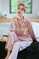 A D Hepburn2021 new pajamas spring and autumn Ice Silk thin set long sleeve outside wear bow tie home suit