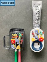Squeeze toothpaste artifact cartoon cute children toothpaste squeezer automatic wall-mounted toothpaste holder toothbrush cup