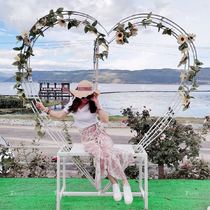 Bali net Red birds nest swing outdoor photo scenic spot bed and breakfast Wedding photography Swing chair rattan love type
