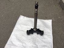 Light riding Suzuki Youyou UU125TUY125 steering column steering shaft front fork under Samsung lower plate original anti-counterfeiting
