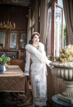 Magic Q exclusive original design Vintage Embroidery wool coat detachable fox hair collar women's medium length
