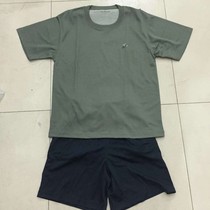 New short sleeves are soft and comfortable sweating non-stick and especially cool to wear on the body 