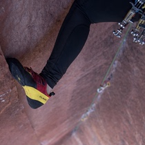 CLIMBX apex high-end competitive climbing shoes bouldering shoes sticky buckle men and women Competition competition