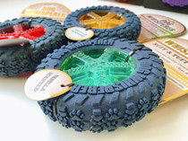 Foreign trade Europe and America single pet toy cat dog toy with bite-resistant foaming vent how many big tires grind their teeth and smoothen play