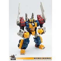 Small proportion of four-variable orangutan deformed toy captain Tianyuan powerful warrior boy model of the beast of the Golden Man