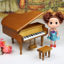 Lettering Gold-plated movement Metal pedal Wooden piano Music box Music box Creative Valentines Day Birthday gift