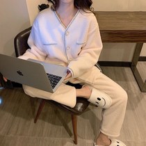 Korean version of small fragrant wind pajamas womens autumn and winter long sleeve coral velvet thickened warm can wear flannel home suit