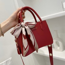 Counter quality bridal wedding bag female 2021 new fashion Hand bag female foreign style Joker shoulder bag shoulder bag