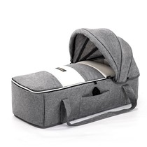 Baby travel carrier baby carrier portable crib cradle sleeping basket car newborn baby can lie down portable