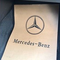 Disposable cushion paper front row driver custom-made decoration car special car Kraft paper in rainy day