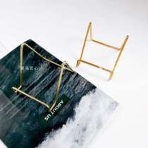 Nordic Metal Shelf Bracket Porcelain Pans Display Watch Photo Frame Tea Cake Green Buckle Certificate Shelf Base Bay Painting large number