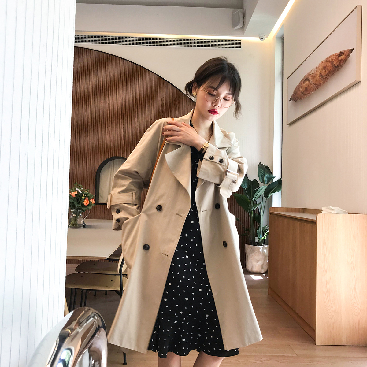 花栗鼠小姐 2018秋新 經典版型雙排扣中長款風衣chic小個子外套