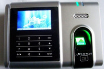 Central control X638-IC card attendance machine) fingerprint identification card identification