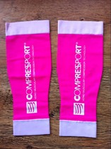 Swiss native Compressport R2 racing with recovery compression leg cover