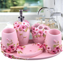 European-style bathroom five-piece set Resin creative bathroom supplies Wash set tray mouthwash cup Toothbrush holder Lotion bottle