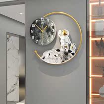Cosmonauts light and luxurious timeless Clocks Creative Nets Red Fashion with lamp hanging bell Living room Modern minimalist Decorative Clock