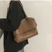 Tide brand niche design tote bag Women summer 2021 new advanced sense shoulder bag large capacity wild ins