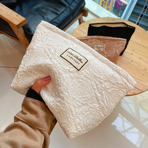 Large capacity cosmetic bag portable high-level sensory storage bag rose pattern skin care products wash bag simple travel Net Red