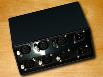 Stereo Kanong head two or three audio signal balance input switcher adopts gold-plated cannon socket