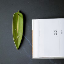 Jingdezhen hand-made ceramic bamboo leaf incense plug line incense plate Japanese incense props incense support box portable Portable