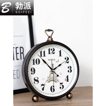 Creative sitting clock clock clock living room ornaments placed large retro clock desktop clock home pendulum