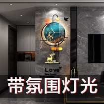 Modern light luxury clock atmospheric decoration personality creative wall clock simple Net red European living room home fashion clock