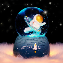 Interstellar astronaut astronaut crystal ball ornaments music box floating snow music box boy children birthday gift