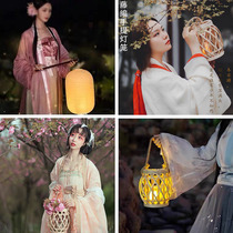 Ancient style lantern portable long wax melon-shaped paper rattan lantern Hanfu photography props festival decoration retro