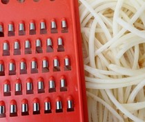 Sliced bean shred artifact Japanese grater commercial restaurant with no hand injury vegetables cucumber radish household kitchen