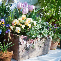 Outdoor garden courtyard villa balcony decoration Balcony decoration American retro terrace decoration flower basket flower pot ornaments