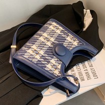 Counter quality high sense bag female 2021 New Fashion shoulder bag versatile small armpit crossbody small square bag