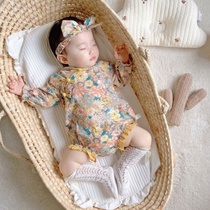 Baby jumpsuit spring and autumn thin cute foreign flower flower dress female baby Triangle shirt out climbing suit