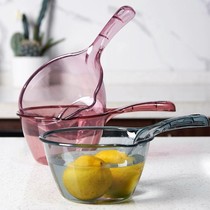 Household kitchen water scoop Thickened plastic water scoop Bath scoop water drift scoop Long handle creative shampoo spoon