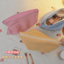 2021 new cosmetic bag female ins Wind niche portable large capacity advanced sense simple travel wash storage bag