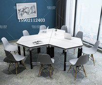 Trapezoidal table combination Student splicing desks and chairs Childrens calligraphy tables Psychological counseling Group counseling Activity room tables and chairs