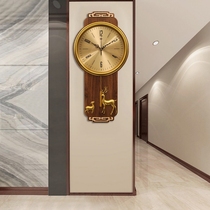 European-style retro solid wood wall clock Living room household fashion solid wood swing watch American-style modern simple quartz clock