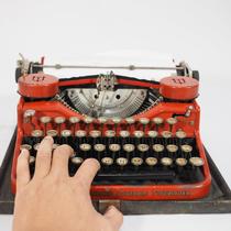 1920 antique Underwood Underwood 4Bank old mechanical English typewriter Jingzi same model