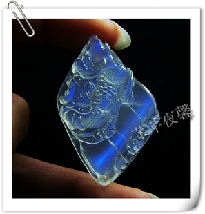 晶体通透 蓝光明显 天然冰种月光石龙 天然水晶 礼品 礼物