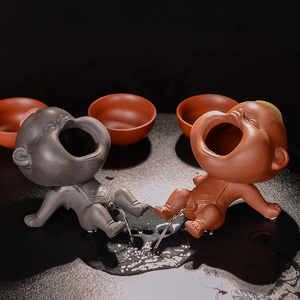 君肴 紫砂茶宠摆件 可爱喷水娃娃 手工紫砂茶玩大嘴娃尿童