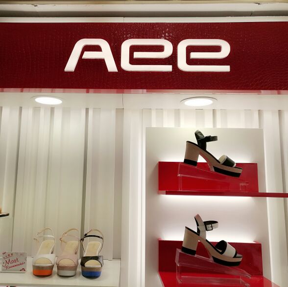 国际品牌AEE女鞋专柜代购
