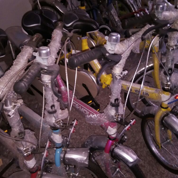 自行车童车配件店
