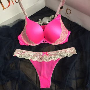 诗芙莱高端外贸内衣