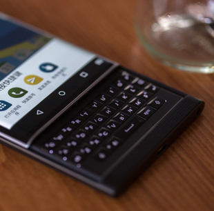 黑莓全键盘 安卓手机_安卓全键盘手机女_中兴 国外全键盘安卓手机